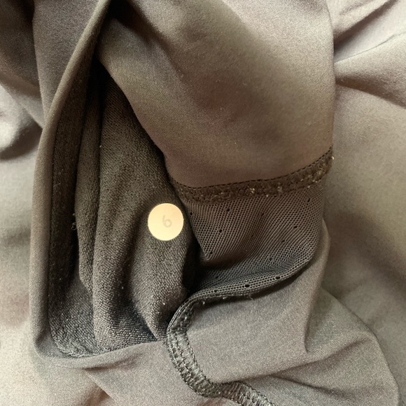 Black Lululemon joggers - Picture 3 of 3